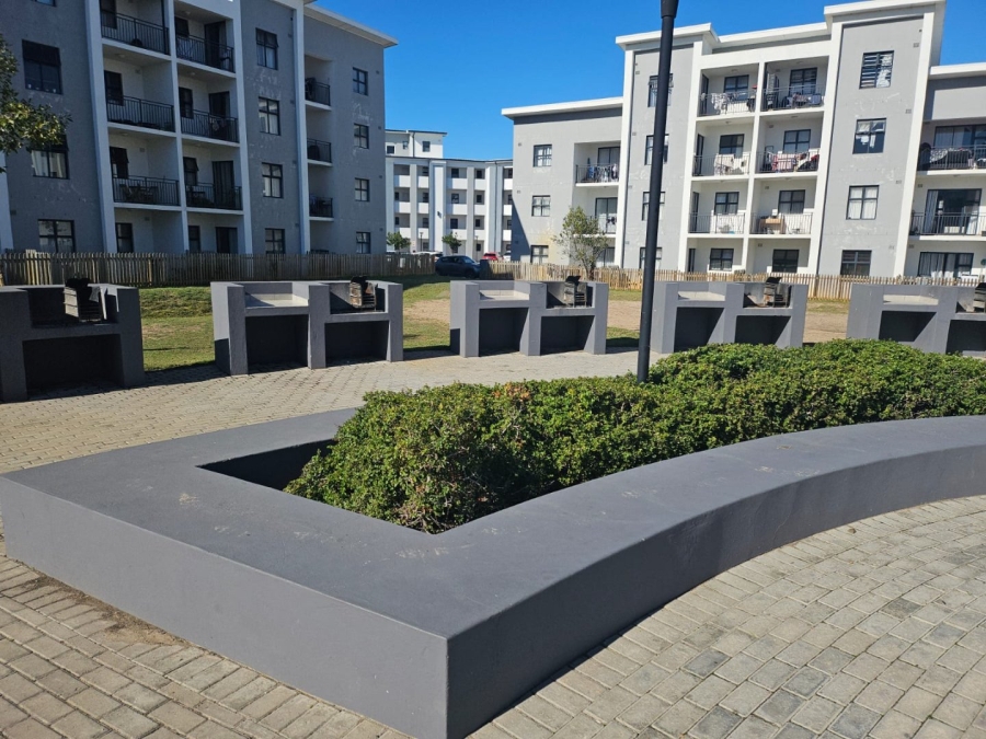 To Let 1 Bedroom Property for Rent in Parklands East Western Cape